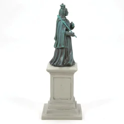 Department 56 Dickens Village Series|A Monument For Her Majesty