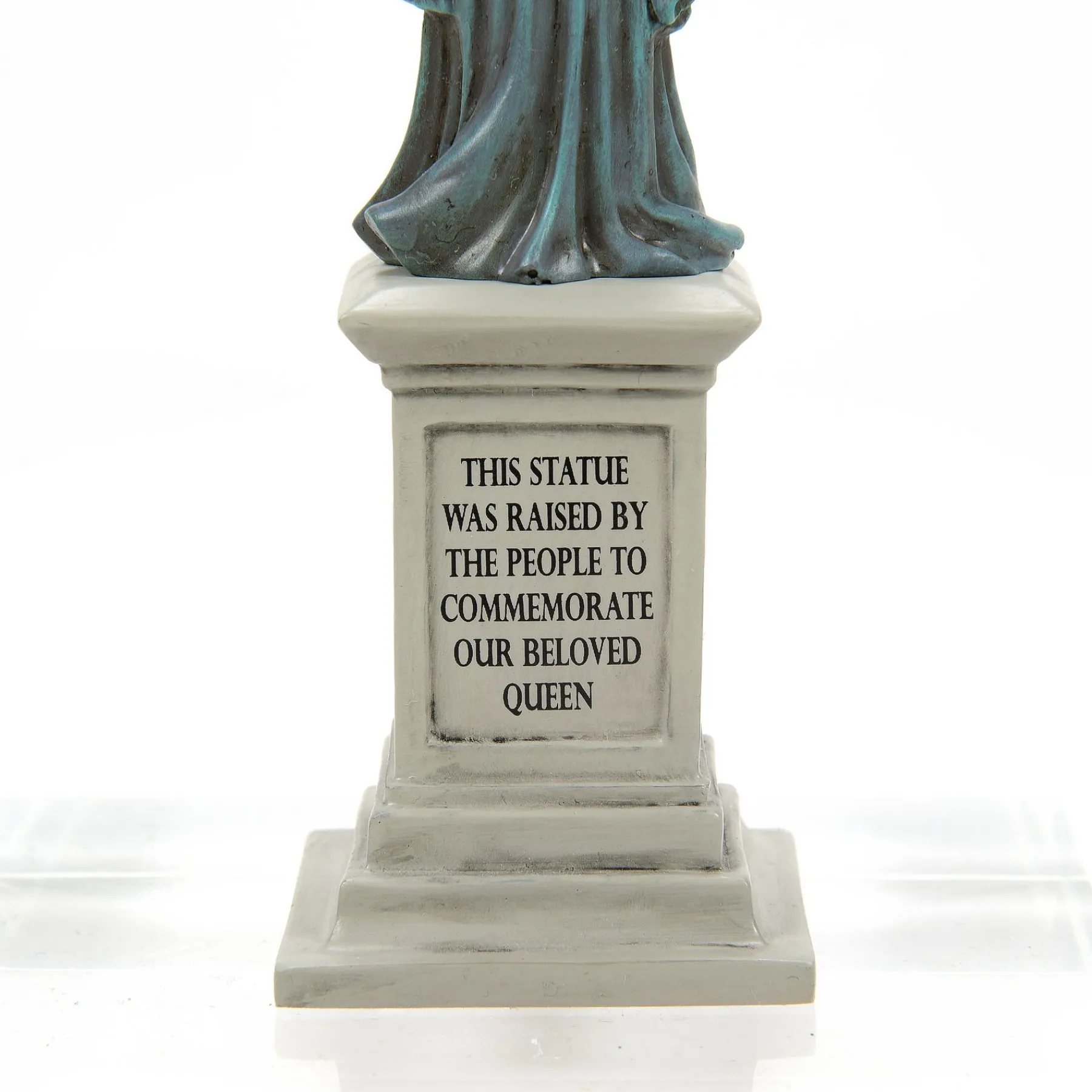 Department 56 Dickens Village Series|A Monument For Her Majesty