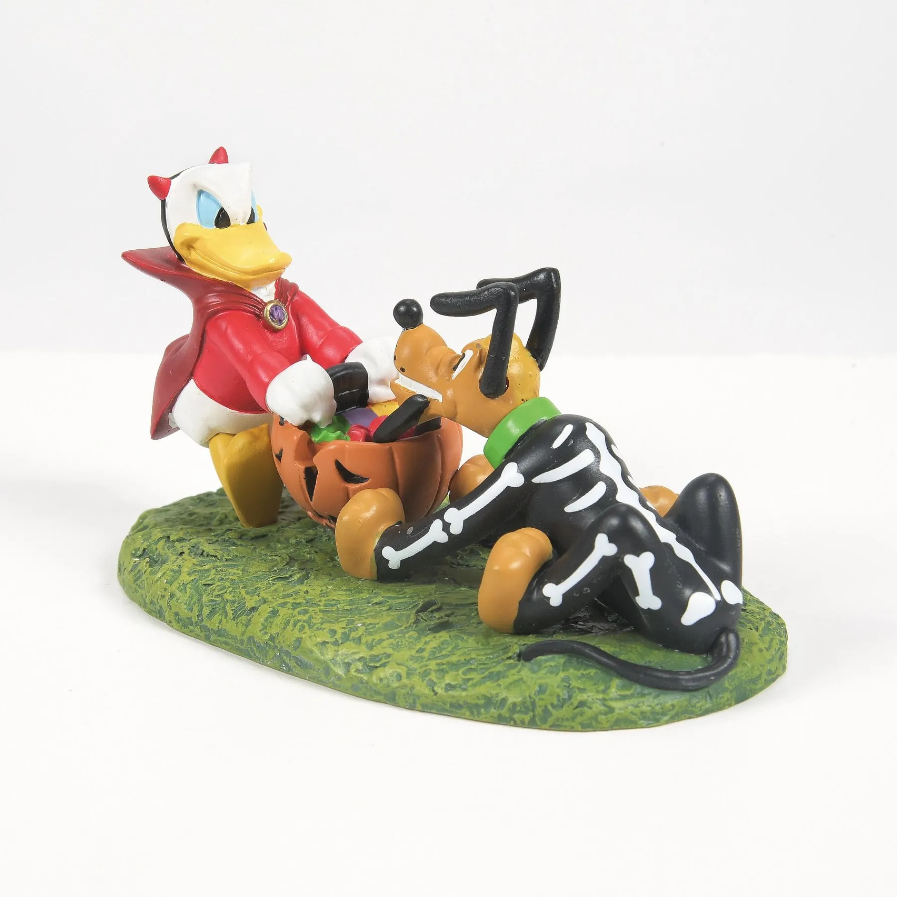Department 56 Disney Village|Donald and Pluto's Tussle