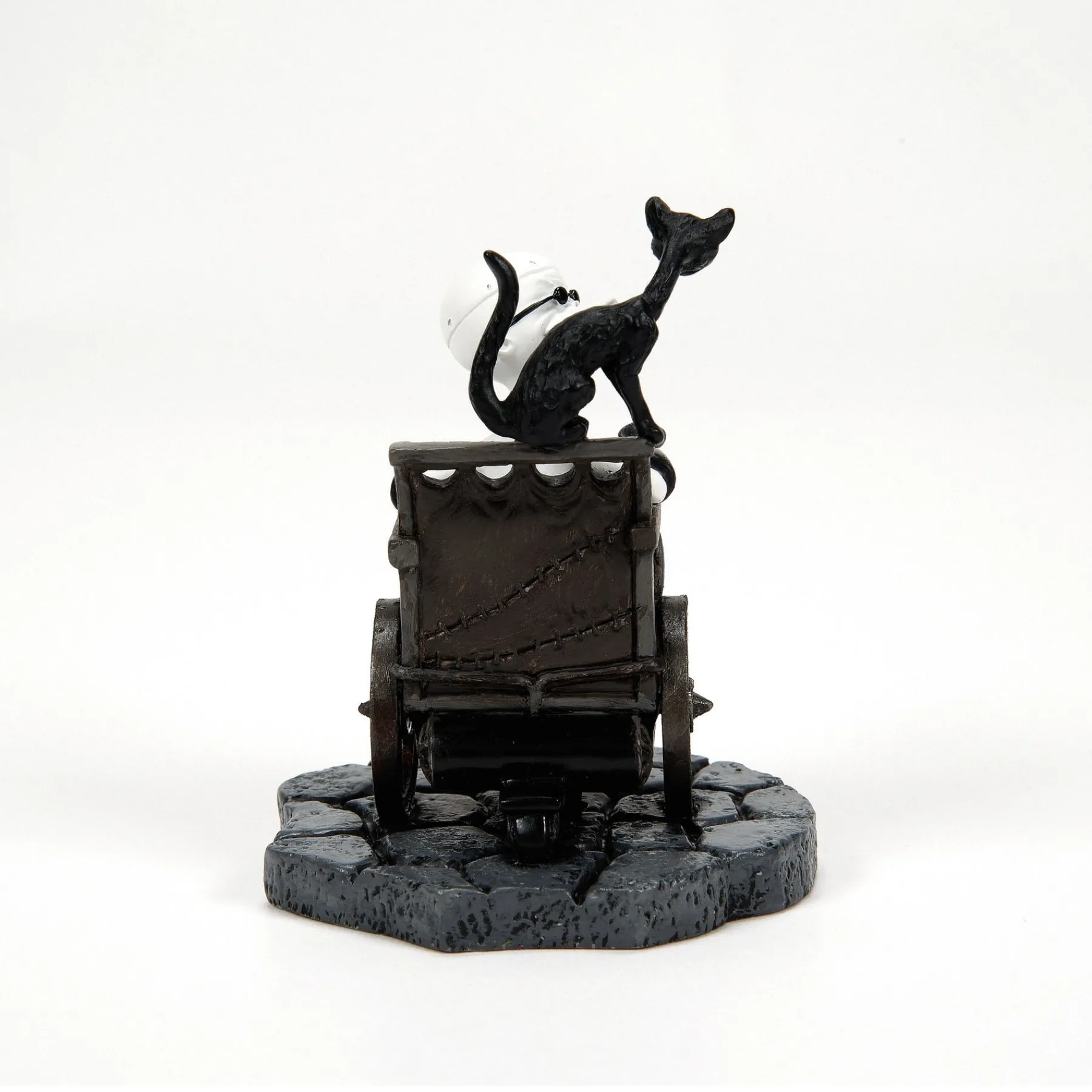 Department 56 The Nightmare Before Christmas® Village|Dr. Finkelstein