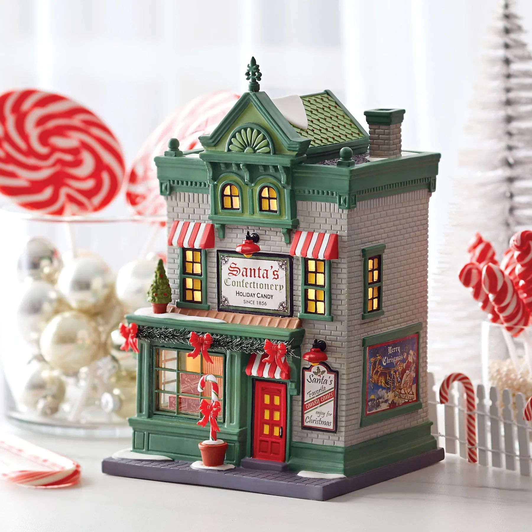 Department 56 Christmas In The City Series|Santa's Corner Confectionery